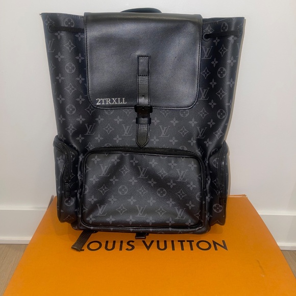 Louis Vuitton Trio Men Backpack - Picture 3 of 4